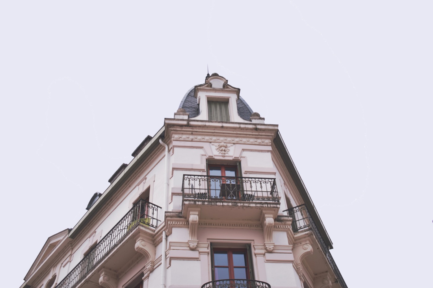 Façade — placeholder avant livraison photo réelle